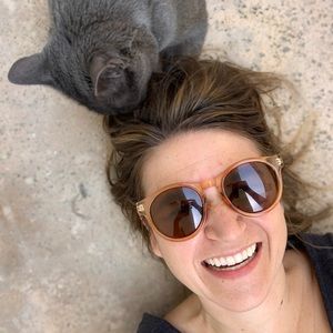 Meet your Posher, Lawren